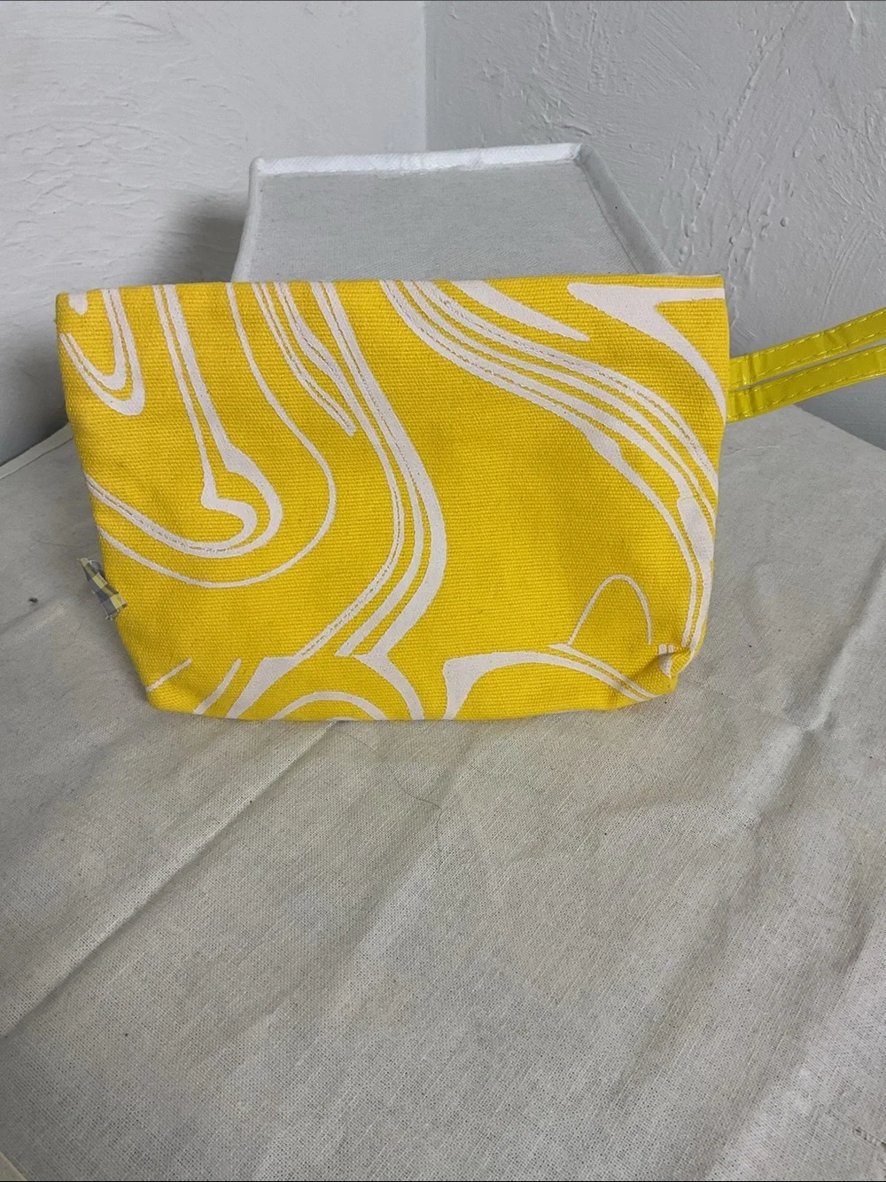 Beekman 1802 Yellow Milk Swirl Canvas Wristlet Pouch Cosmetic Makeup Bag